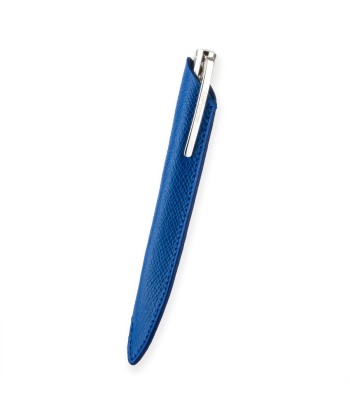 "Essential" Ballpoint pen leather case - Rhodium steel, gold colored steel or black PVD finish - Grained calf de la marque