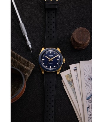 Vulcain Watch - Skindiver Nautique 38mm - Gold & Blue pour bénéficier 